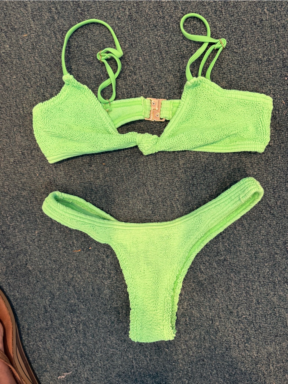 NWOT Love & Bikinis 3 piece Bikini set neon green crinkle